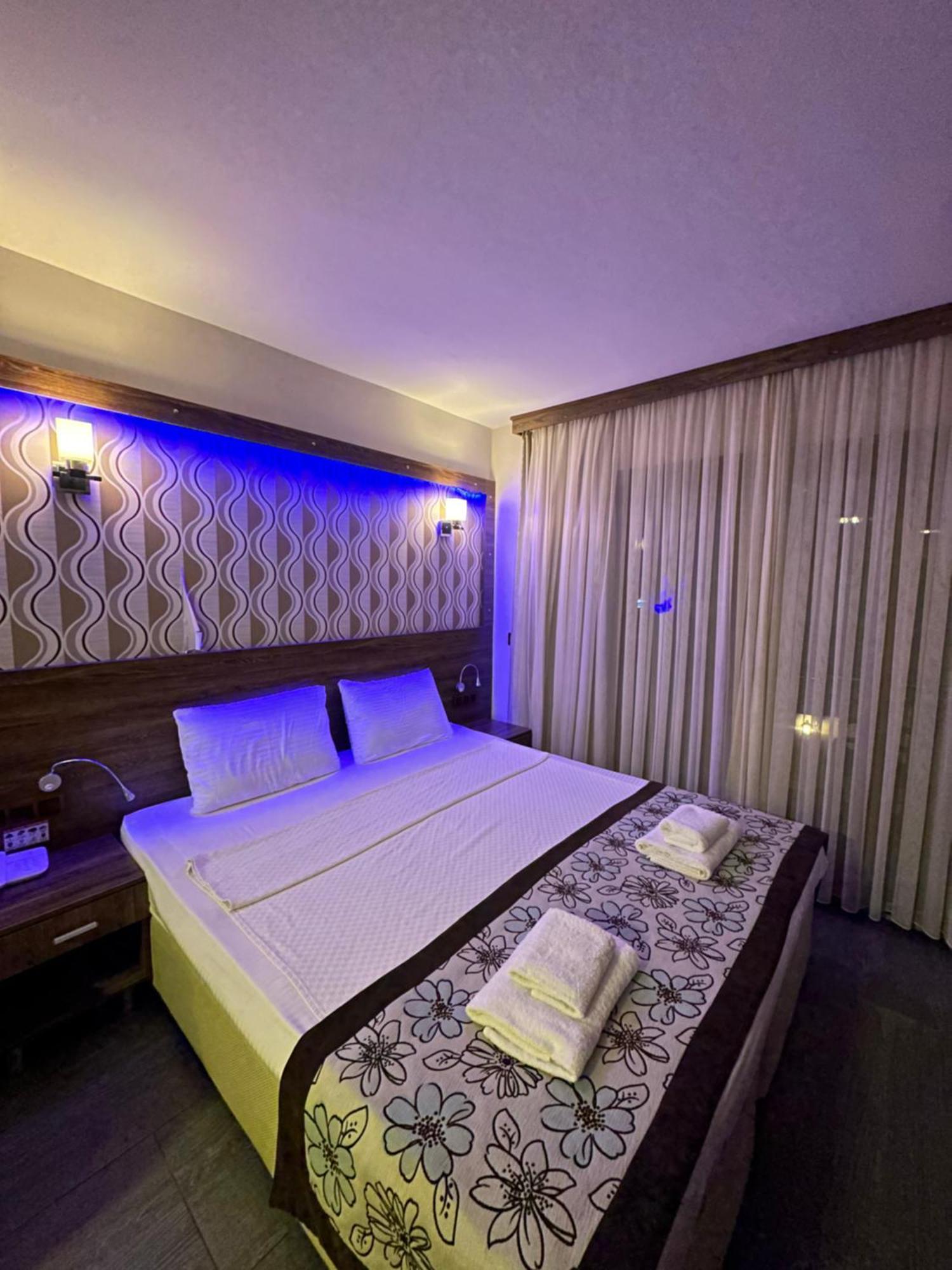 Dolphin Apart Hotel Sarigerme Exterior photo