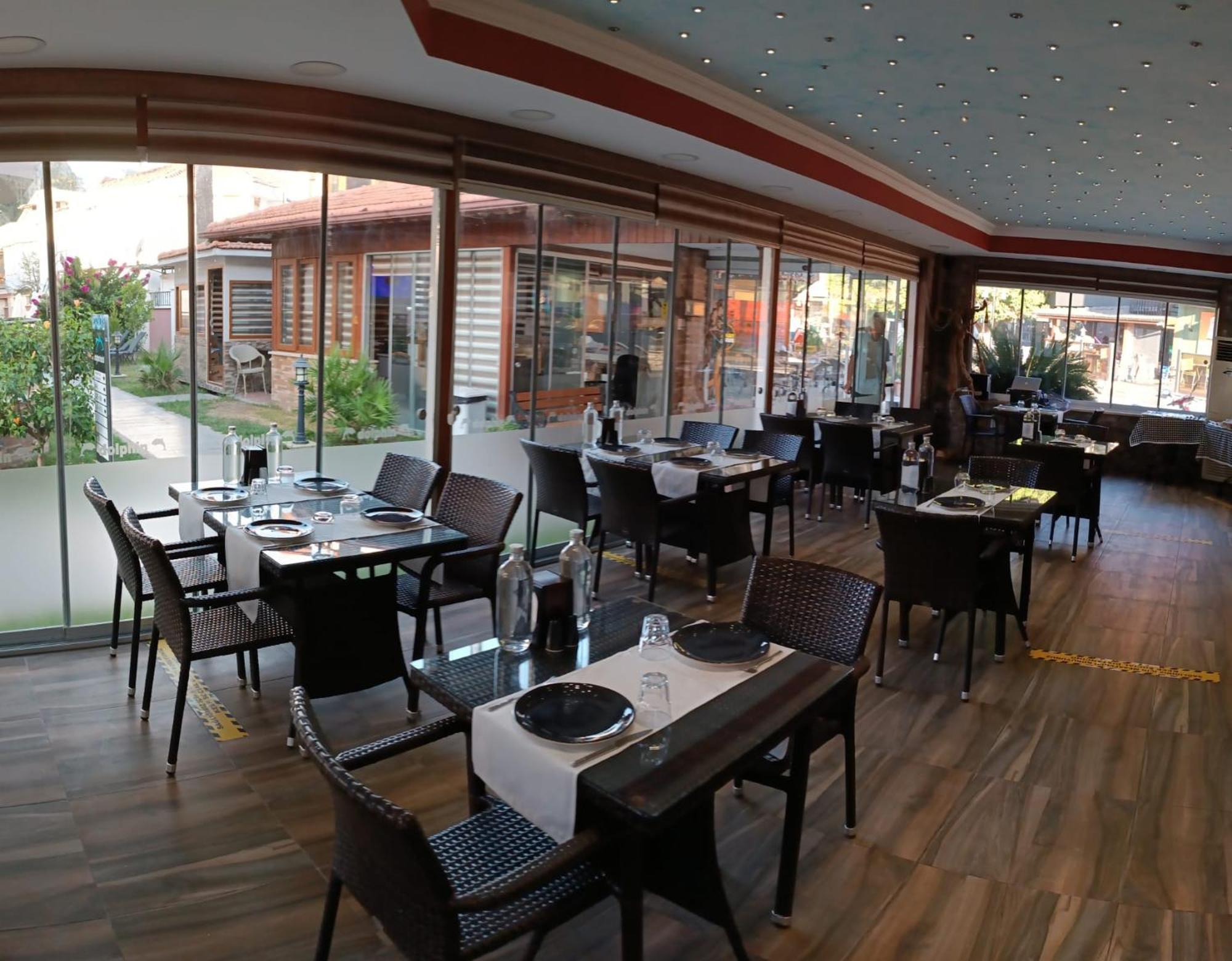 Dolphin Apart Hotel Sarigerme Exterior photo